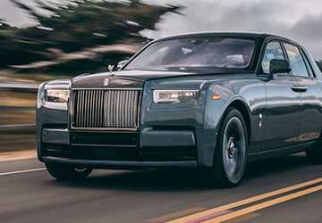 5 Most Wanted Features that Make Luxury Cars Ideal for Seniors