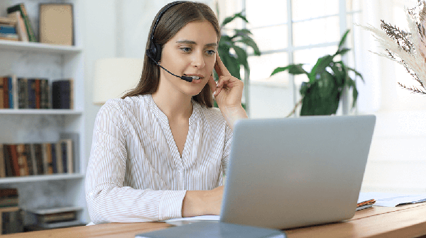 Why Live Calling is Still Essential in a Digital Messaging World